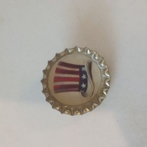 Vintage Style Pin. FREE With $20 Purchase